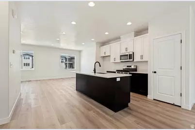 728 W 520 S #435, American Fork, UT 84003 - Photo 10