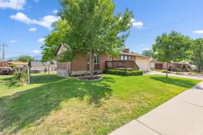988 E 200 N, Springville, UT 84663 - Photo 2