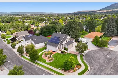 1126 E Benchview Dr, Ogden, UT 84404 - Photo 28