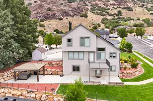 1126 E Benchview Dr, Ogden, UT 84404 - Photo 26