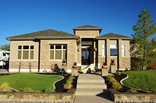 1576 W Phillips St, Kaysville, UT 84037 - Photo 1