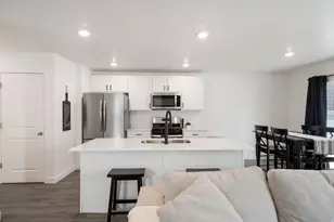 1255 S Thistle Dr W, Santaquin, UT 84655 - Photo 2