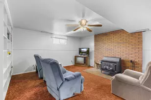5030 S 300 W, Washington Terrace, UT 84405 - Photo 16