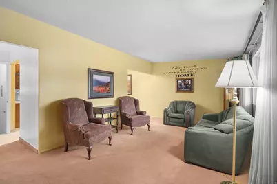 5030 S 300 W, Washington Terrace, UT 84405 - Photo 4