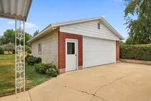 5030 S 300 W, Washington Terrace, UT 84405 - Photo 26