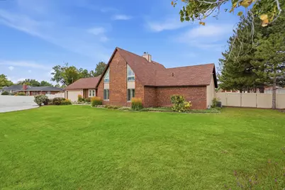 593 N Flint St, Kaysville, UT 84037 - Photo 22
