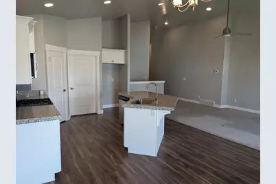 187 N 480 E, Vineyard, UT 84059 - Photo 10