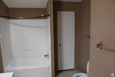 1738 N 210 East E, Tooele, UT 84074 - Photo 10