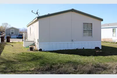1738 N 210 East E, Tooele, UT 84074 - Photo 4