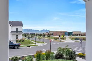 11122 S Willow Walk Dr, South Jordan, UT 84009 - Photo 2