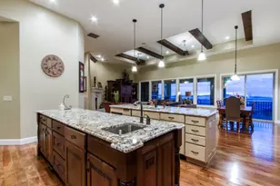 4378 S Foothill Dr, Bountiful, UT 84010 - Photo 8