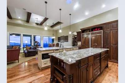 4378 S Foothill Dr, Bountiful, UT 84010 - Photo 6