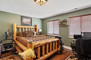 581 E Dorthea Way, North Salt Lake, UT 84054 - Photo 22