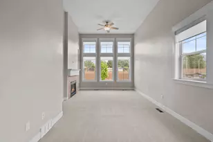 10392 S Beetdigger Blvd E, Sandy, UT 84070 - Photo 16