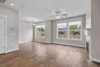 10392 S Beetdigger Blvd E, Sandy, UT 84070 - Photo 6