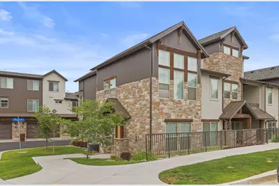 10392 S Beetdigger Blvd E, Sandy, UT 84070 - Photo 1