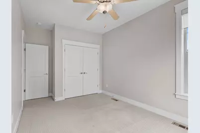10392 S Beetdigger Blvd E, Sandy, UT 84070 - Photo 24