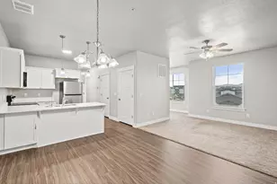 762 N Lang Ct W, Saratoga Springs, UT 84045 - Photo 1