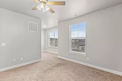 762 N Lang Ct W #X 202, Saratoga Springs, UT 84045 - Photo 2