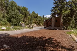 2876 E Greengrove Dr, Sundance, UT 84604 - Photo 38