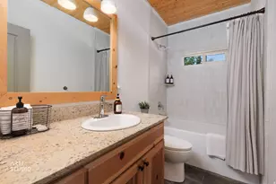 2876 E Greengrove Dr, Sundance, UT 84604 - Photo 28