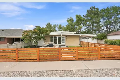 845 E Larkspur Dr, Sandy, UT 84094 - Photo 2