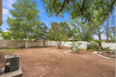 845 E Larkspur Dr, Sandy, UT 84094 - Photo 40