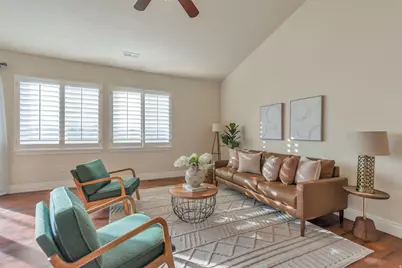 122 E Cottage Cv, Saratoga Springs, UT 84045 - Photo 8