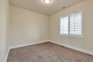 122 E Cottage Cove, Saratoga Springs, UT 84045 - Photo 14