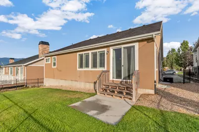 122 E Cottage Cv, Saratoga Springs, UT 84045 - Photo 38