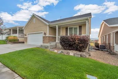 122 E Cottage Cv, Saratoga Springs, UT 84045 - Photo 2