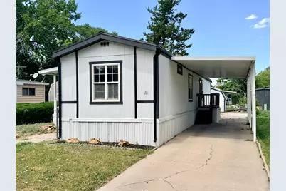 820 W Big Mountain Dr, Taylorsville, UT 84123 - Photo 2