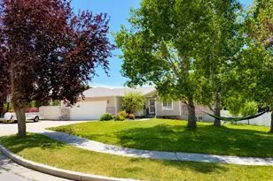 720 E 560 S, Smithfield, UT 84335 - Photo 2