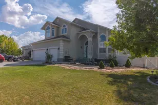 1072 Davenport Dr, Grantsville, UT 84029 - Photo 2
