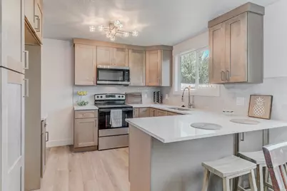 5006 W Niagara Cir, Salt Lake City, UT 84118 - Photo 10