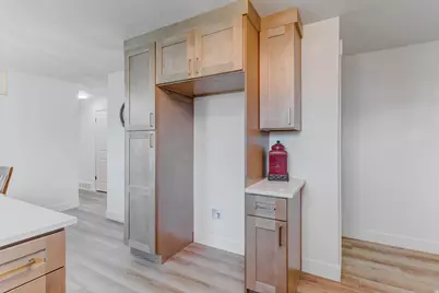 5006 W Niagara Cir, Salt Lake City, UT 84118 - Photo 12