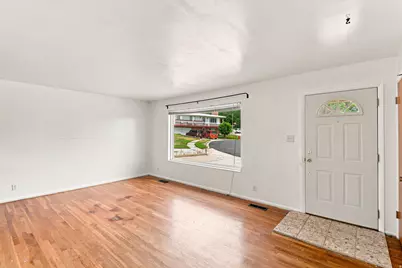 1019 E 800 N, Bountiful, UT 84010 - Photo 6