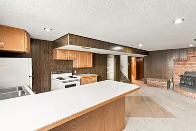 1019 E 800 N, Bountiful, UT 84010 - Photo 12