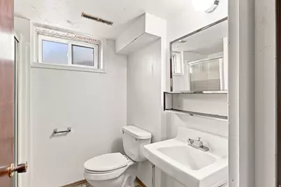 1019 E 800 N, Bountiful, UT 84010 - Photo 10
