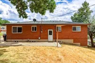 1019 E 800 N, Bountiful, UT 84010 - Photo 2