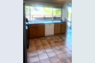 2124 S Ridgewood Way E, Bountiful, UT 84010 - Photo 6