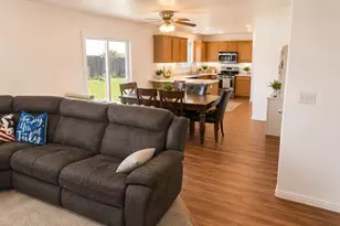 858 W Red Hen Rd N, Saratoga Springs, UT 84045 - Photo 6