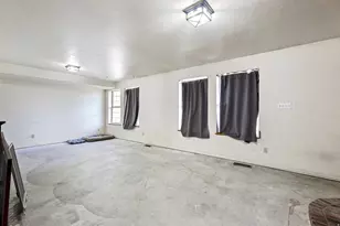 1412 E Center St, Springville, UT 84663 - Photo 28