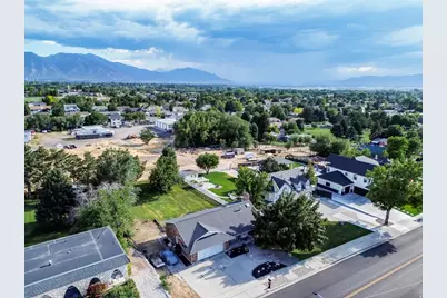 1412 E Center St, Springville, UT 84663 - Photo 44