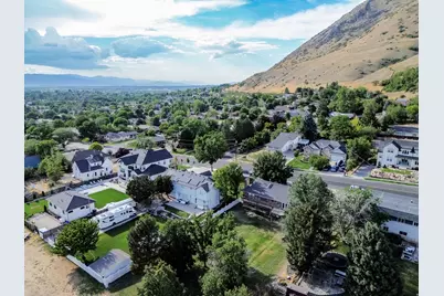 1412 E Center St, Springville, UT 84663 - Photo 46