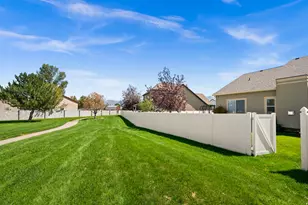 2534 W Adelaide Dr, Riverton, UT 84065 - Photo 28