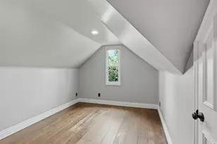 233 N G St E, Salt Lake City, UT 84103 - Photo 36