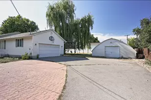275 E 300 S, Smithfield, UT 84335 - Photo 2
