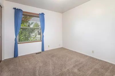 541 S Lambert Way E, Kaysville, UT 84037 - Photo 16