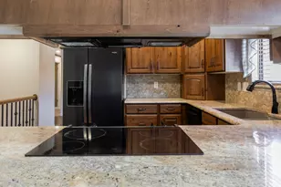 541 S Lambert Way E, Kaysville, UT 84037 - Photo 8